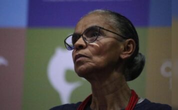 Marina Silva é alvo de tentativa de agressão durante ato de Haddad