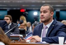 PF cumpre mandados contra Adail Filho em operação sobre contratos de Coari