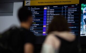 Falha no GPS da Embraer cancela mais de 80 voos impactando 8 mil passageiros