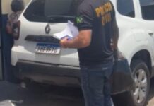 Idosa é presa suspeita de usar documentos falsos em Manaus