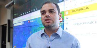 Roberto Cidade agradece apoio de Tarcísio de Freitas e destaca união de esforços para combater incêndios no Amazonas