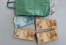 Avião com destino a Borba é fiscalizado e PF encontra R$ 27,8 mil e material eleitoral