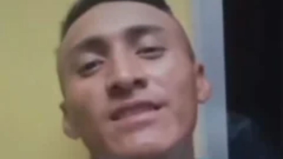 x(9)